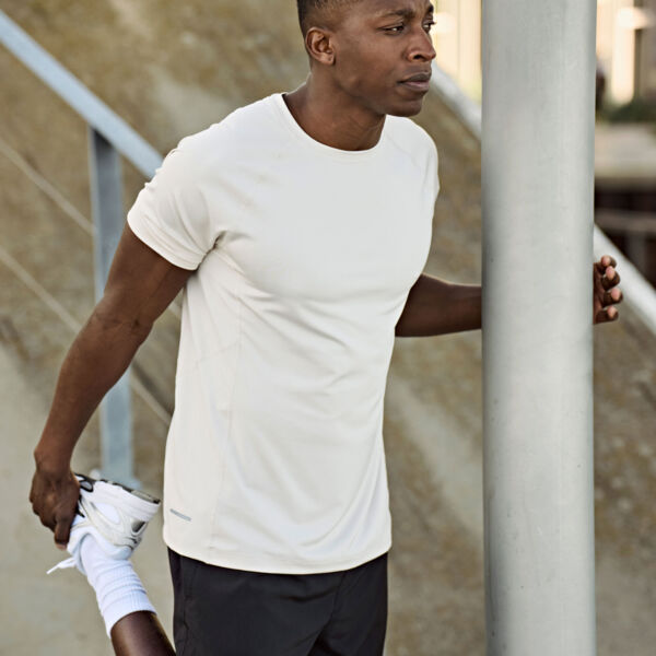 Men's CoolDry Tee Thumbnail