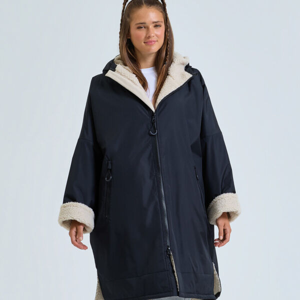 Tridri® all seasons waterproof changing robe Thumbnail